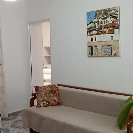 Appartement Altin Sefi *